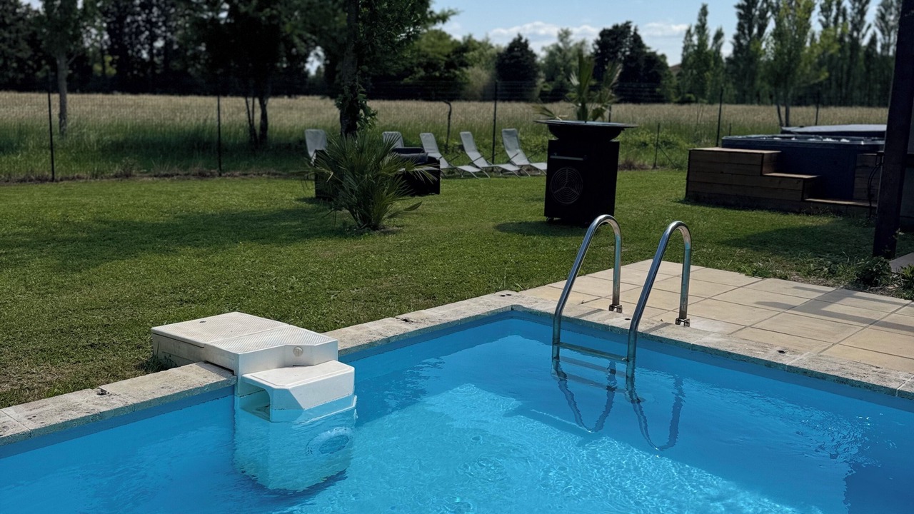 Photo of Outdoor in Saint-Saturnin-les-Avignon