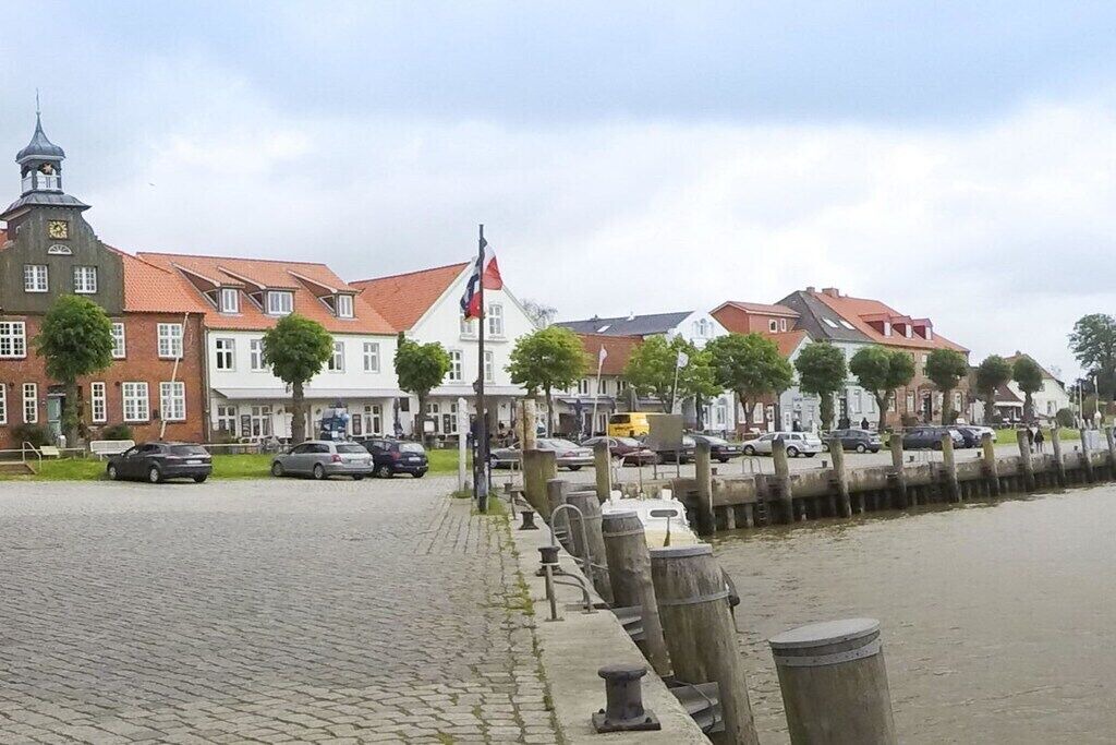 Photo of Others in Toenning