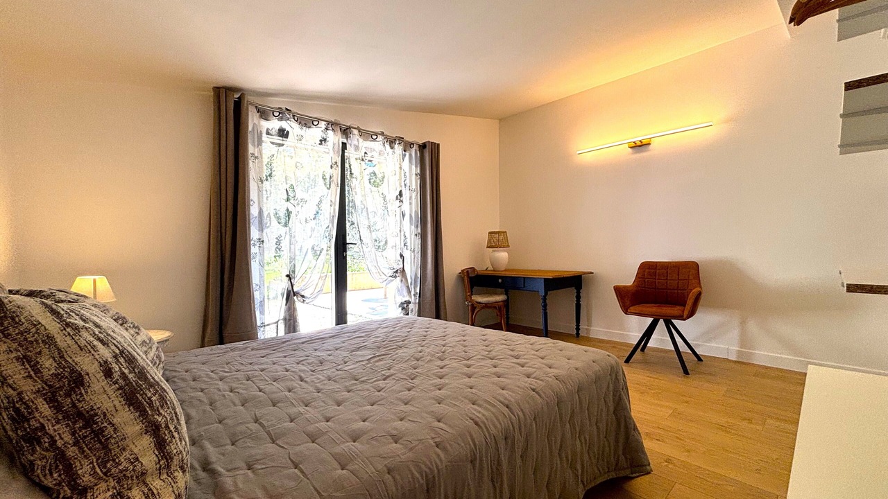 Photo of Bedroom in Veyrines-de-Domme