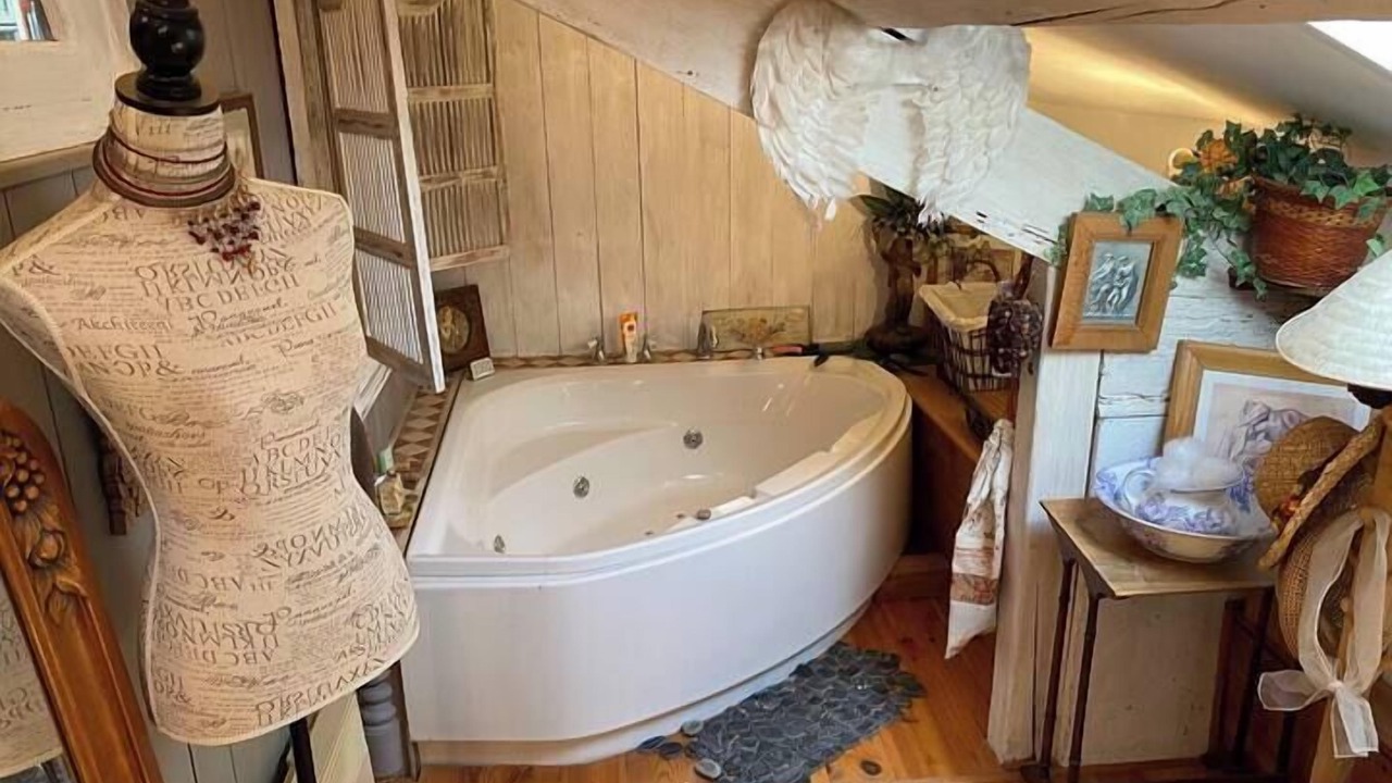 Photo of Bathroom in Sainte-Anastasie