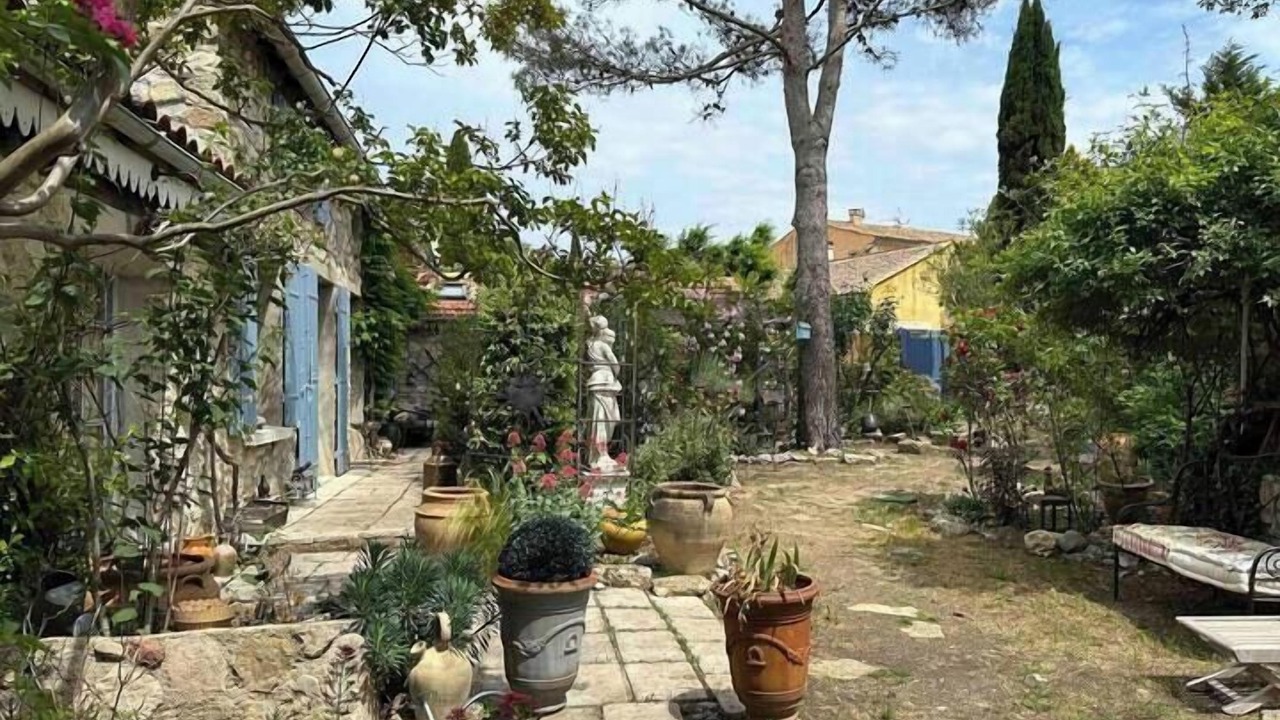 Photo of Outdoor in Sainte-Anastasie