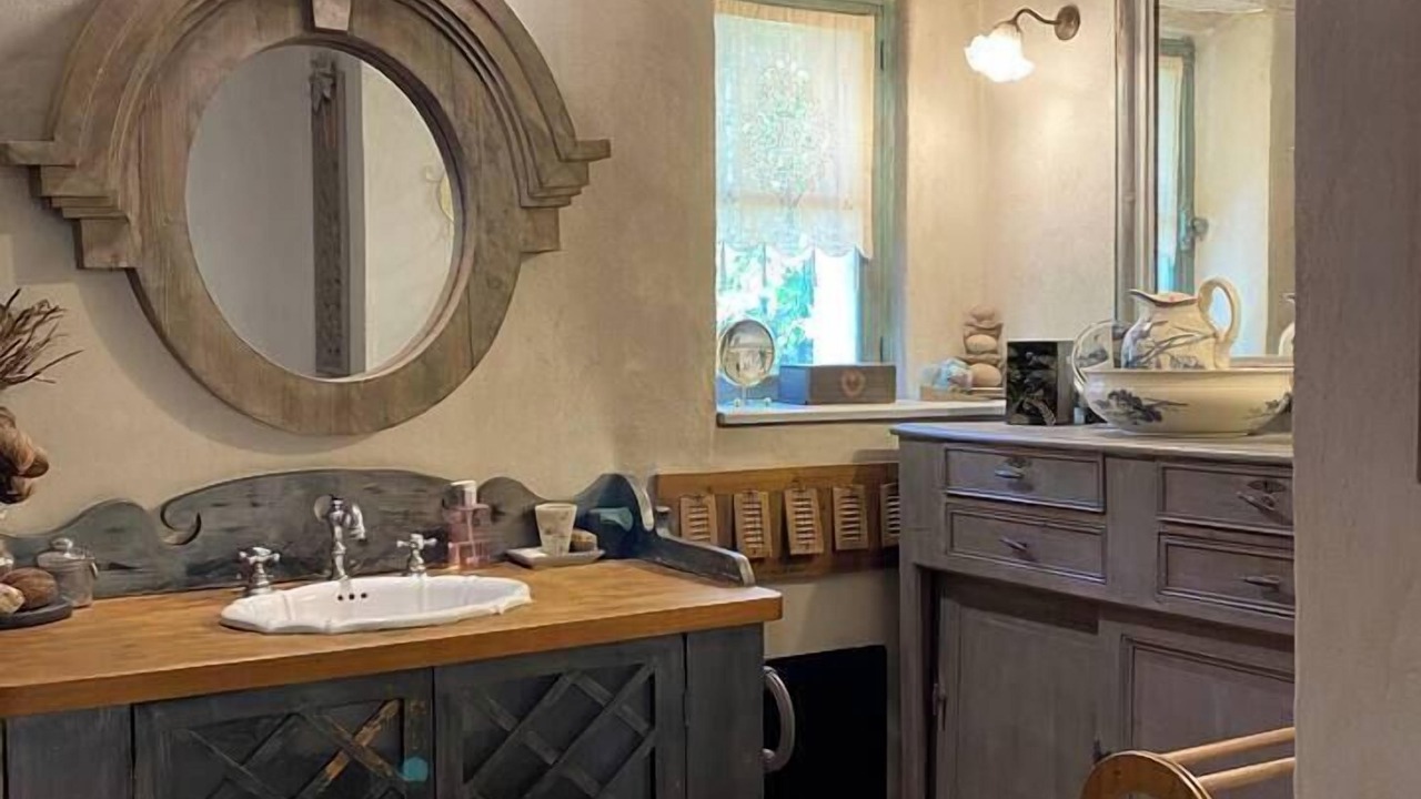 Photo of Bathroom in Sainte-Anastasie