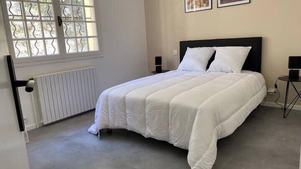 Photo of Bedroom in Saint-Jean-de-Serres