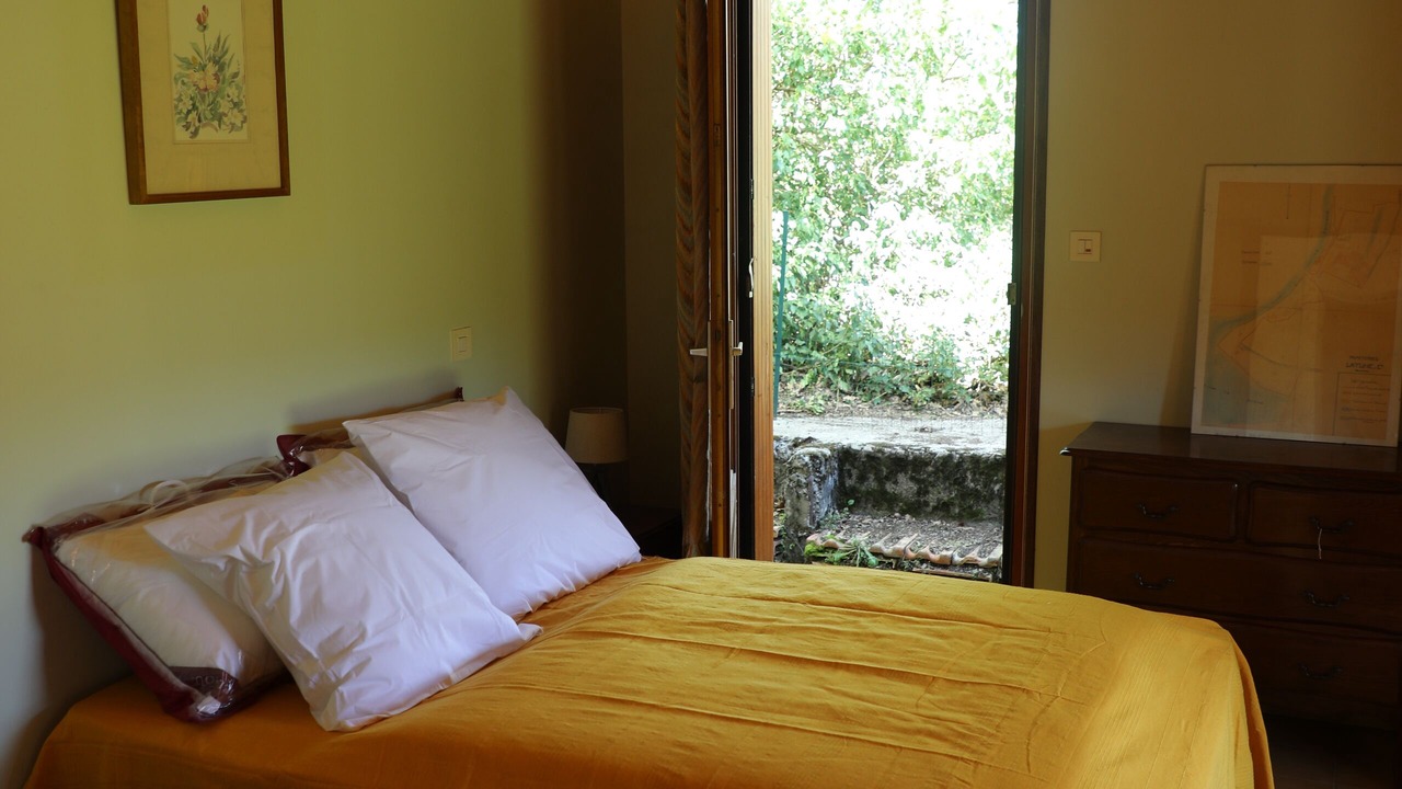 Photo of Bedroom in Mirabel-et-Blacons