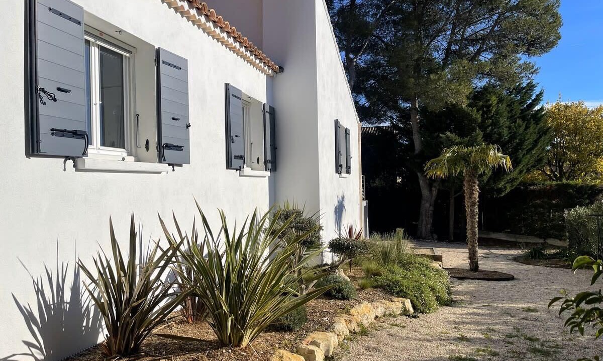 Photo of Outdoor in Lambesc