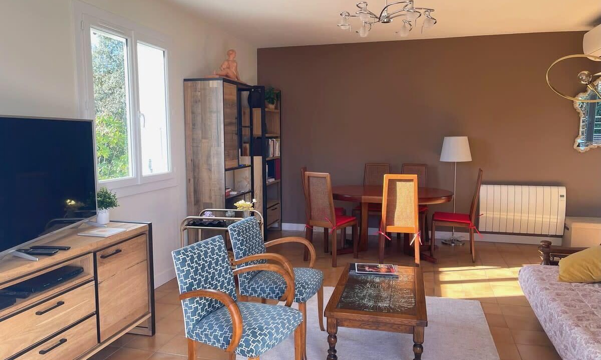Photo of Livingroom in Lambesc