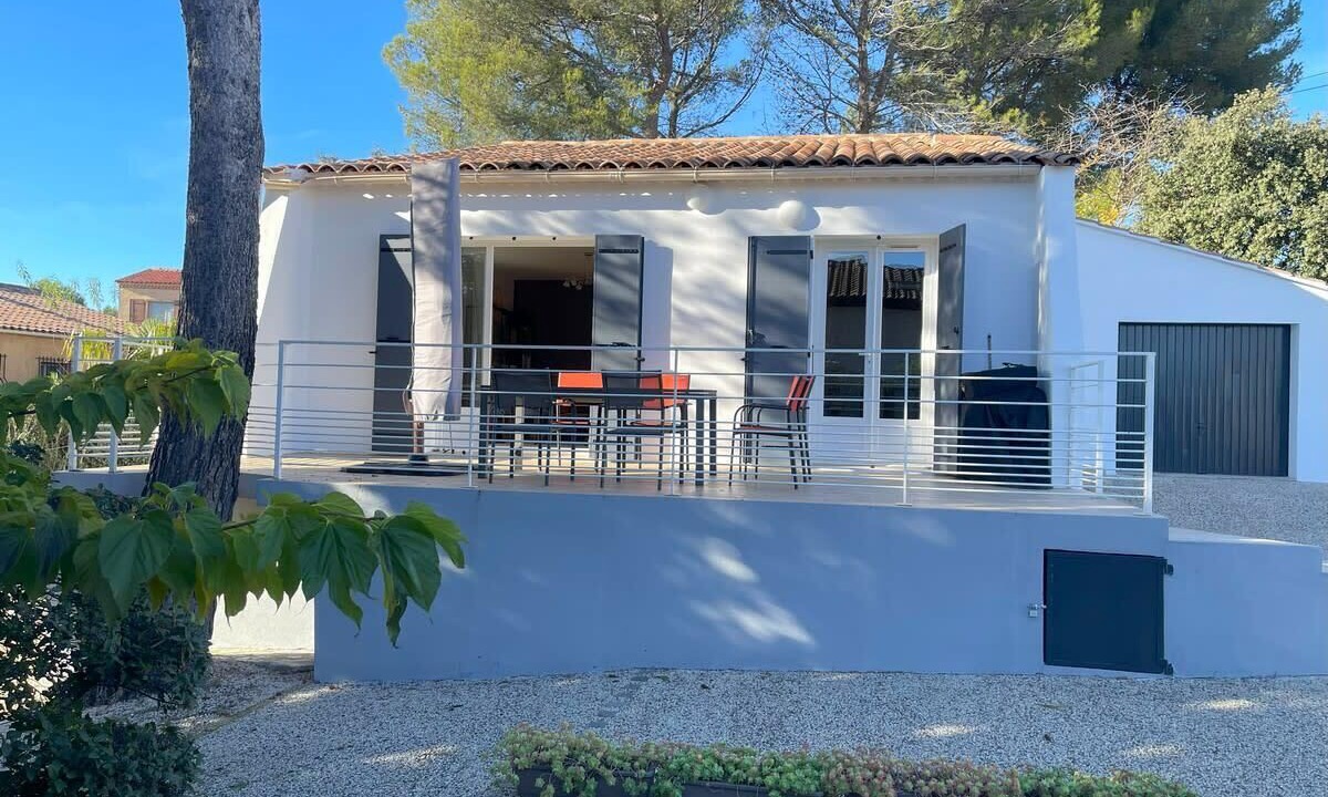 Photo of Patio Balcony in Lambesc