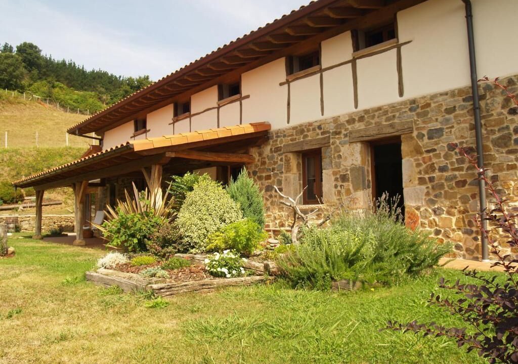 Photo of Outdoor in Forua