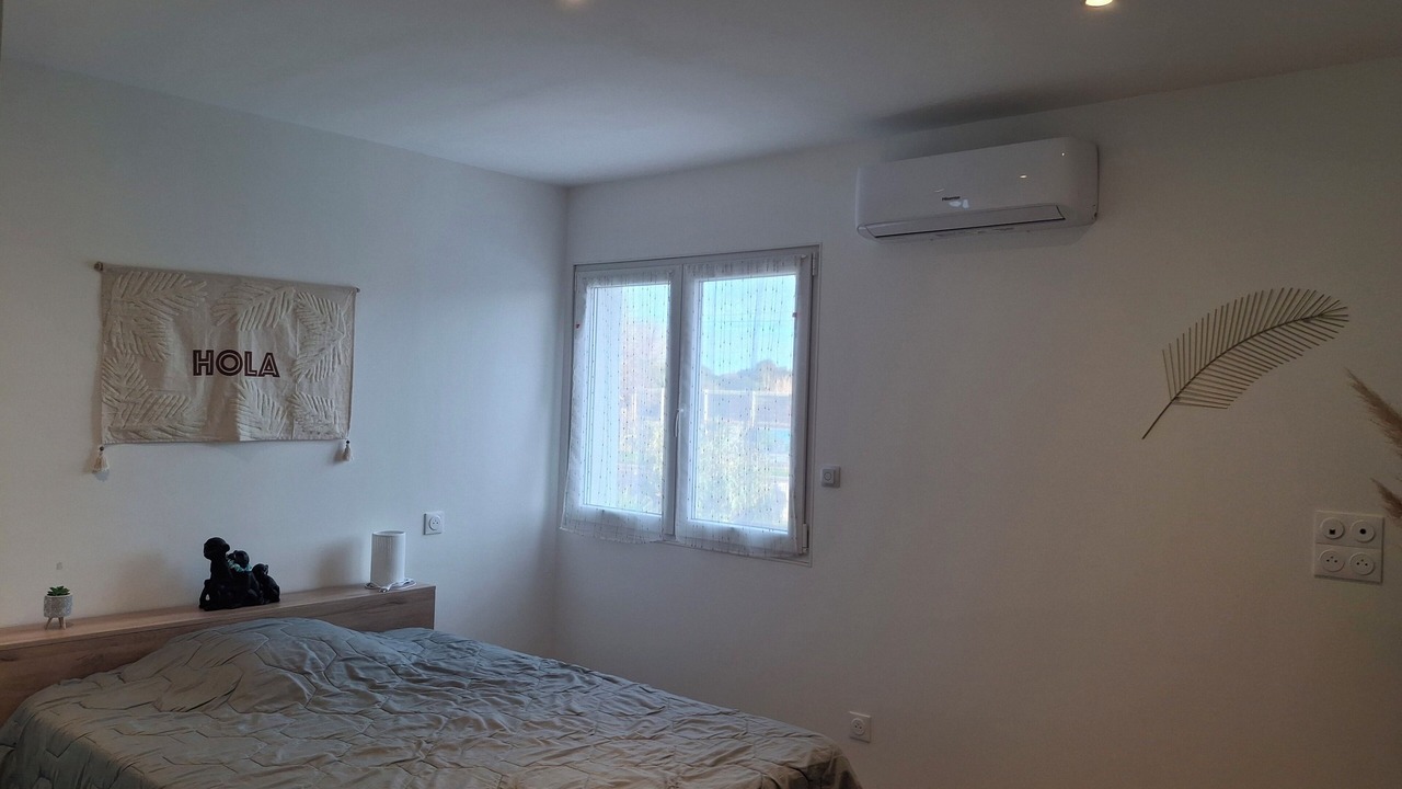 Photo of Bedroom in Marseillan