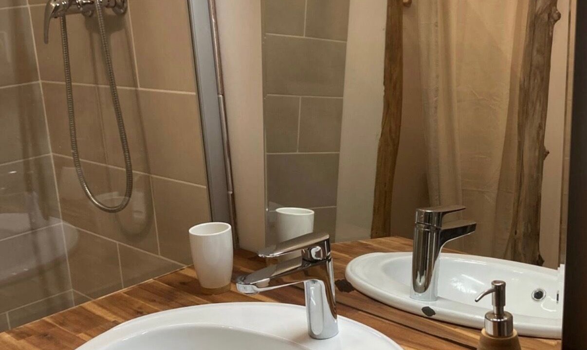 Photo of Bathroom in Satillieu