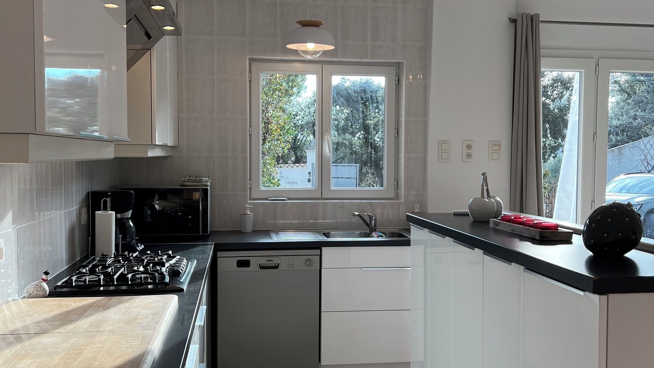 Photo of Kitchen in Suze-la-Rousse