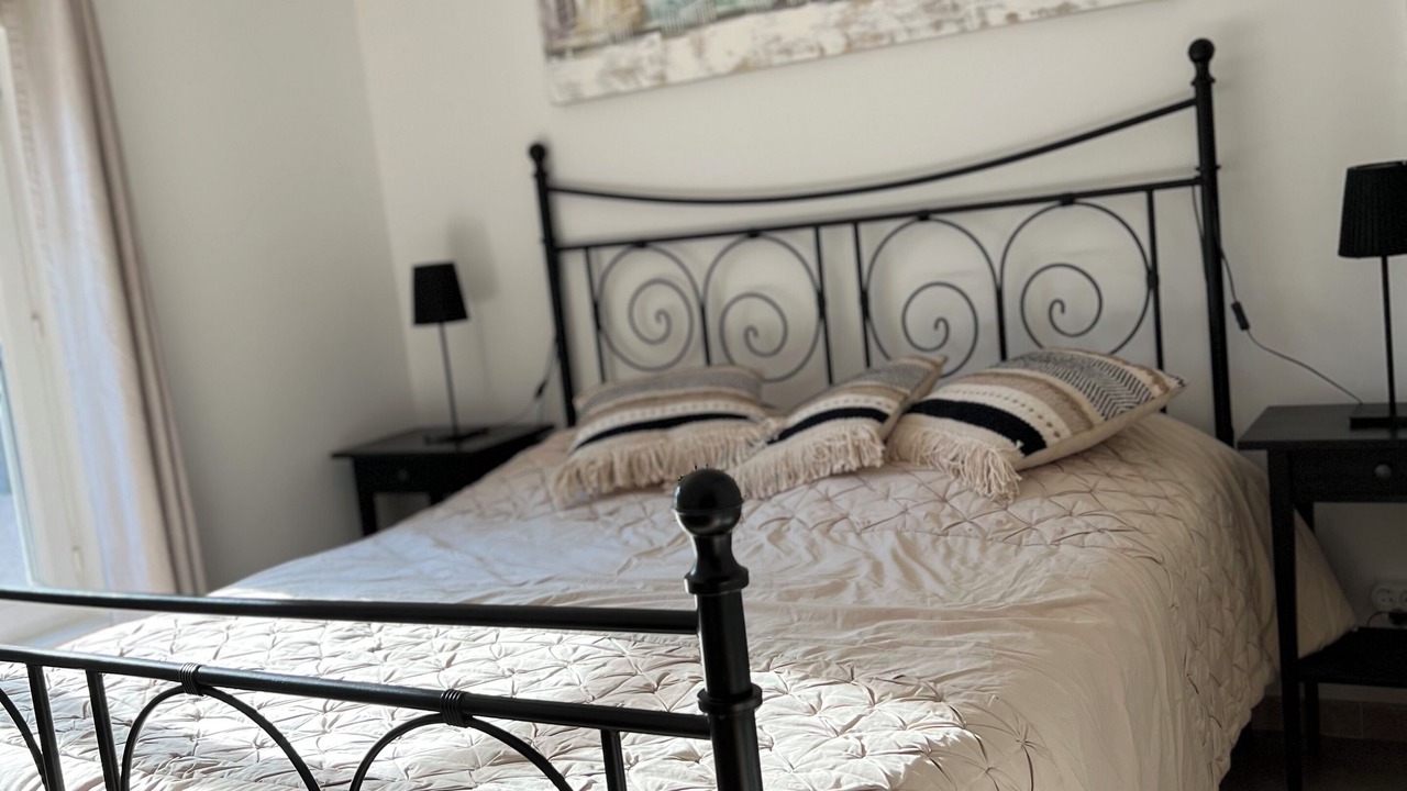 Photo of Bedroom in Suze-la-Rousse
