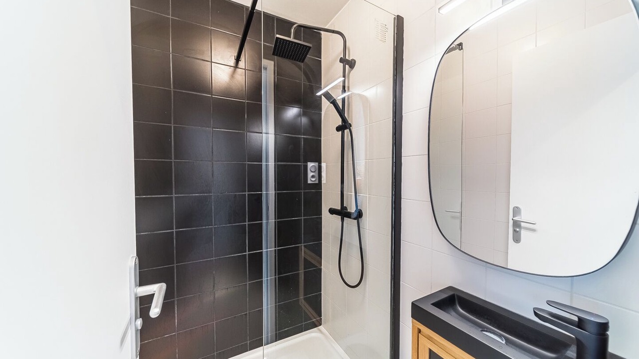 Photo of Bathroom in Saint-Genis-Laval
