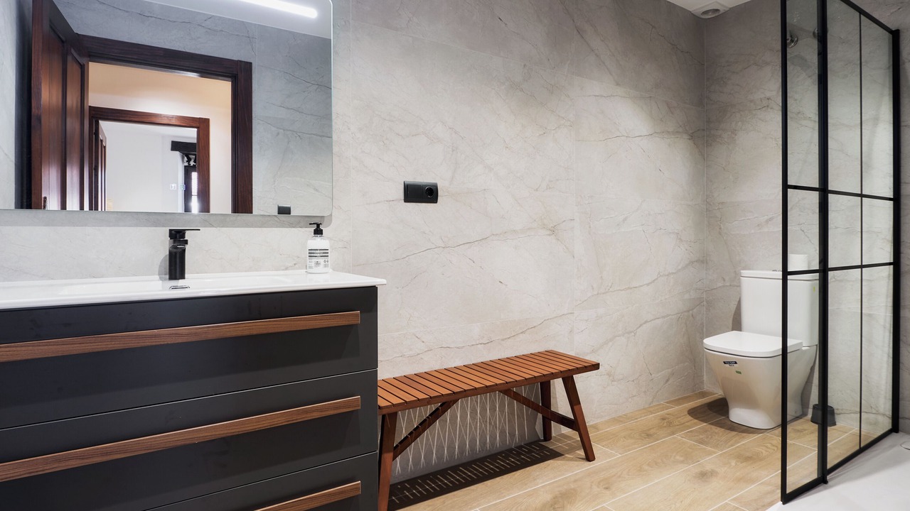 Photo of Bathroom in Valverde de la Virgen