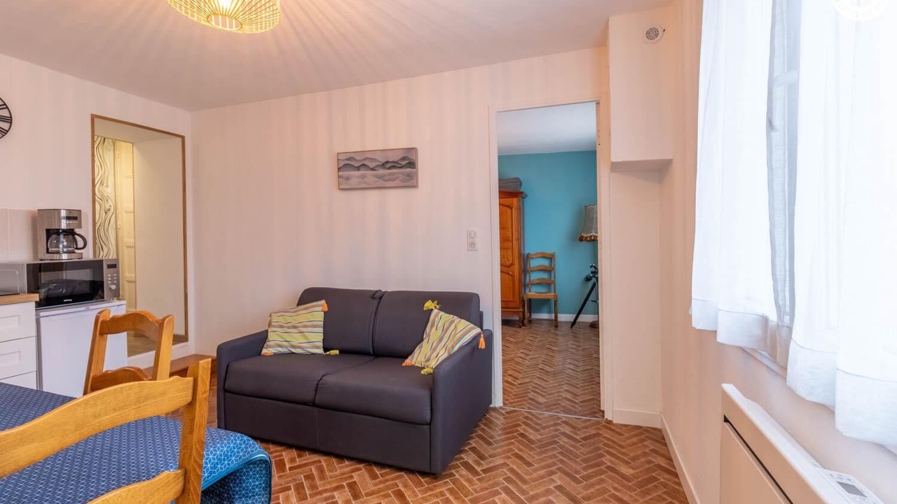 Photo of Livingroom in Vions