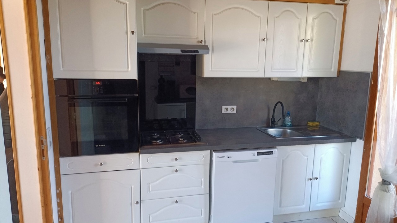 Photo of Kitchen in Campan