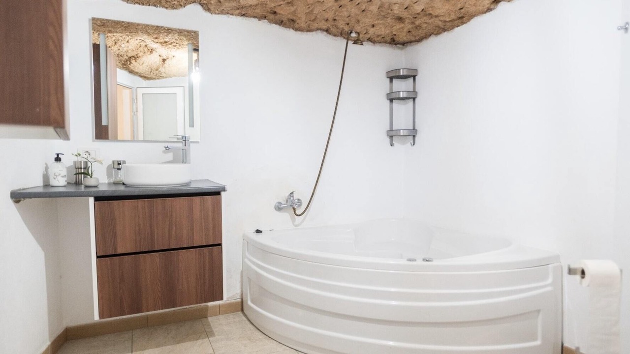 Photo of Bathroom in Arico