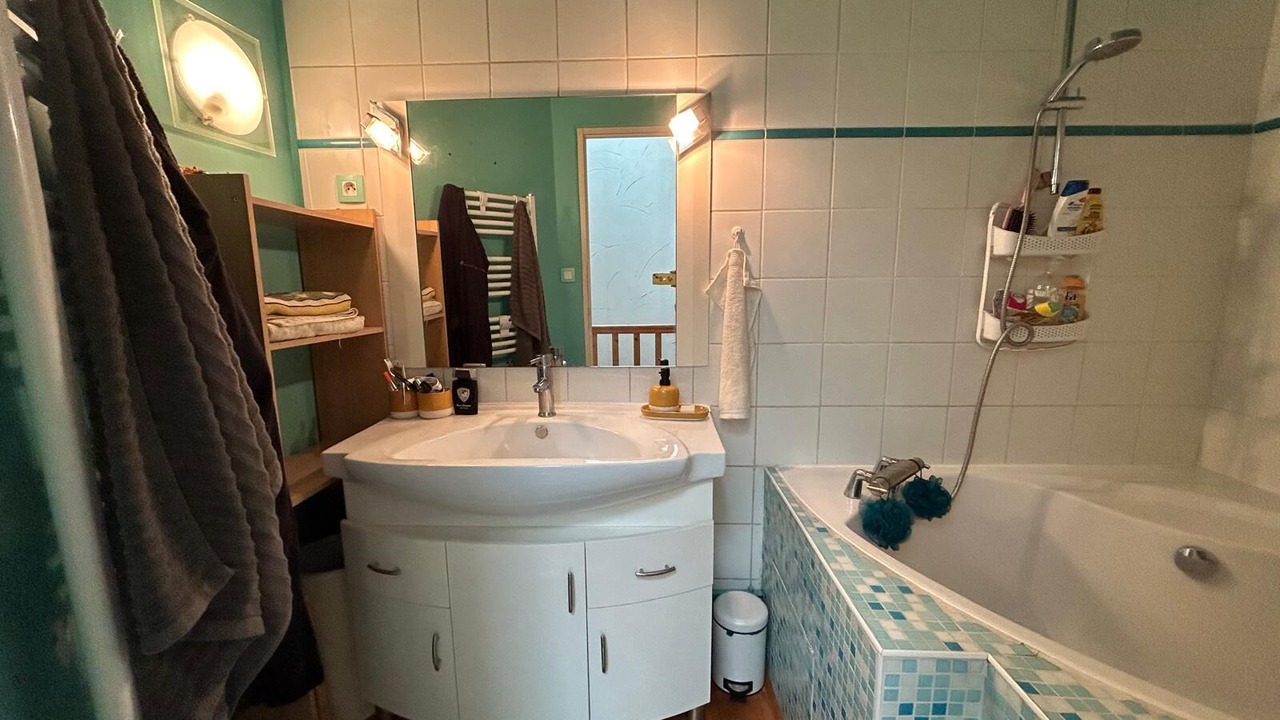 Photo of Bathroom in Tournon-sur-Rhone