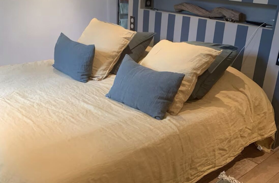Photo of Bedroom in Puyvert