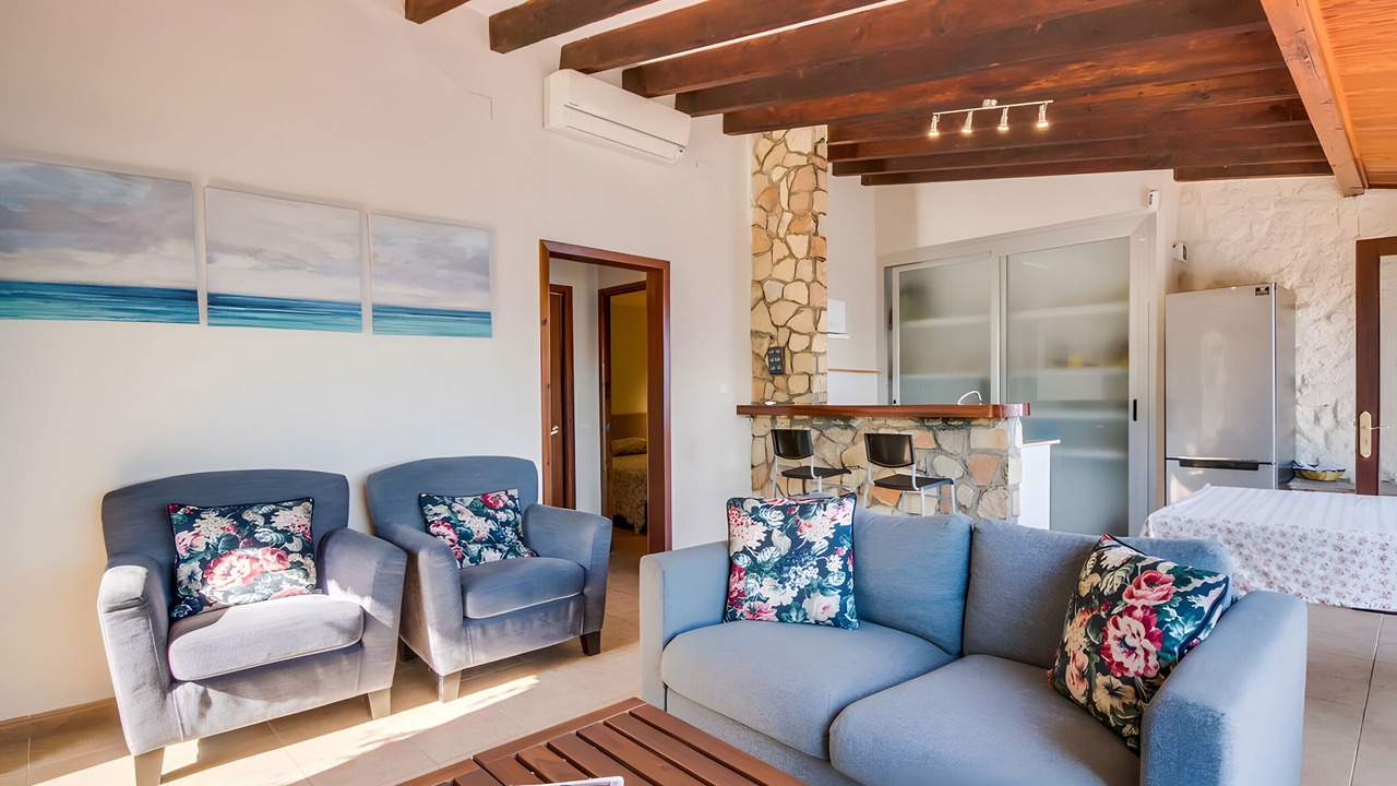 Photo of Livingroom in Deia