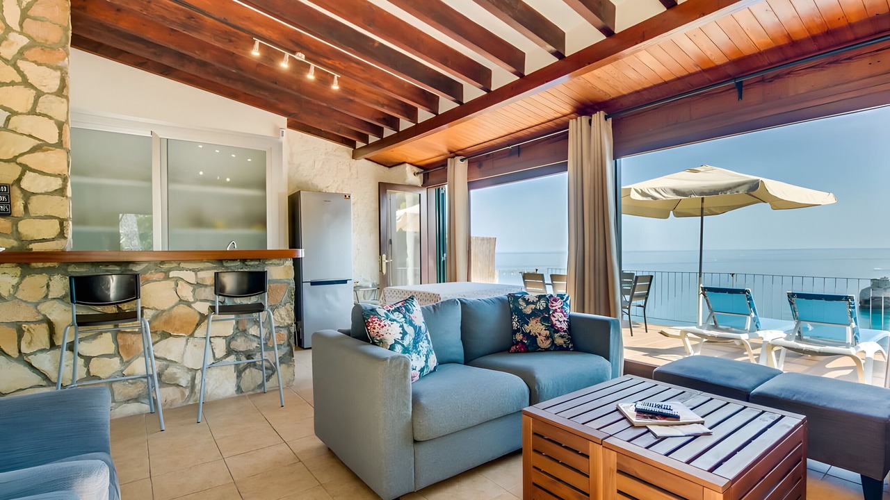 Photo of Livingroom in Deia