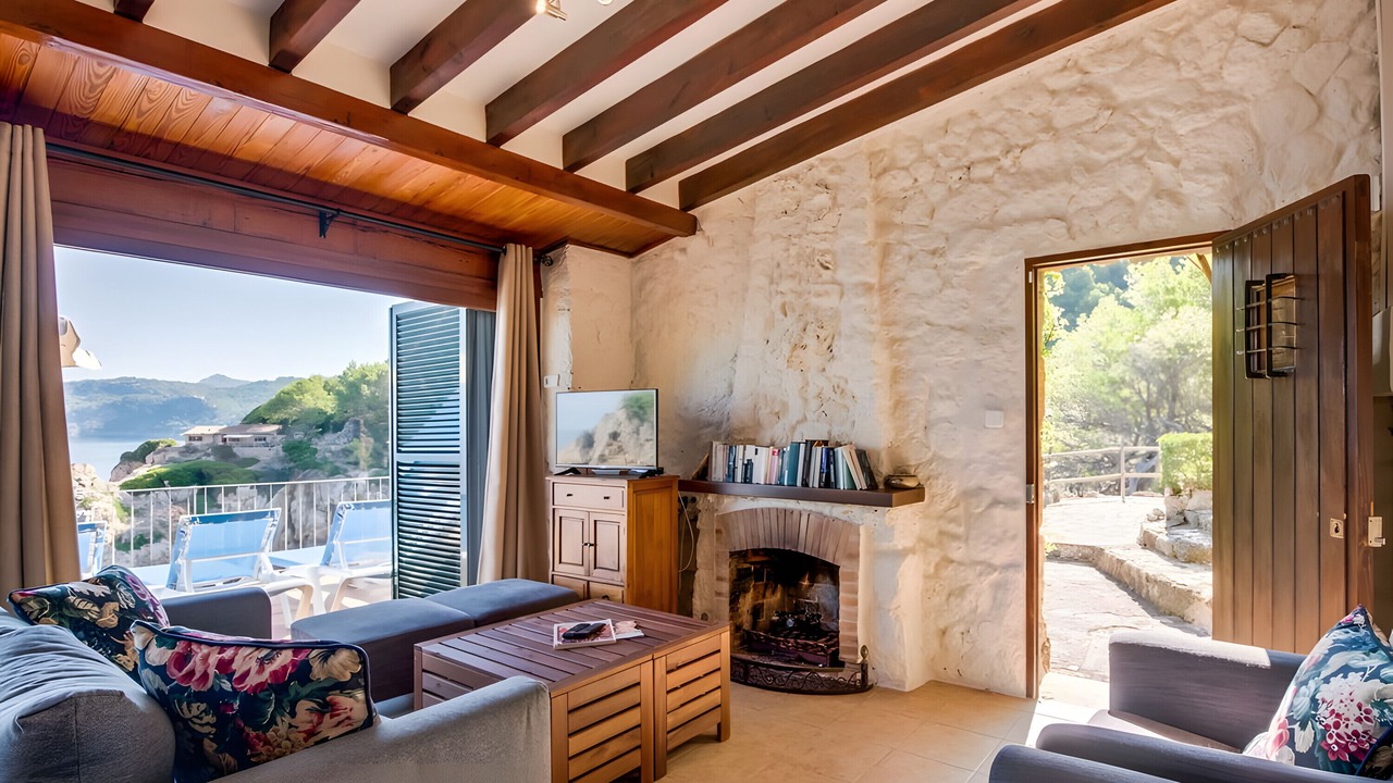 Photo of Livingroom in Deia