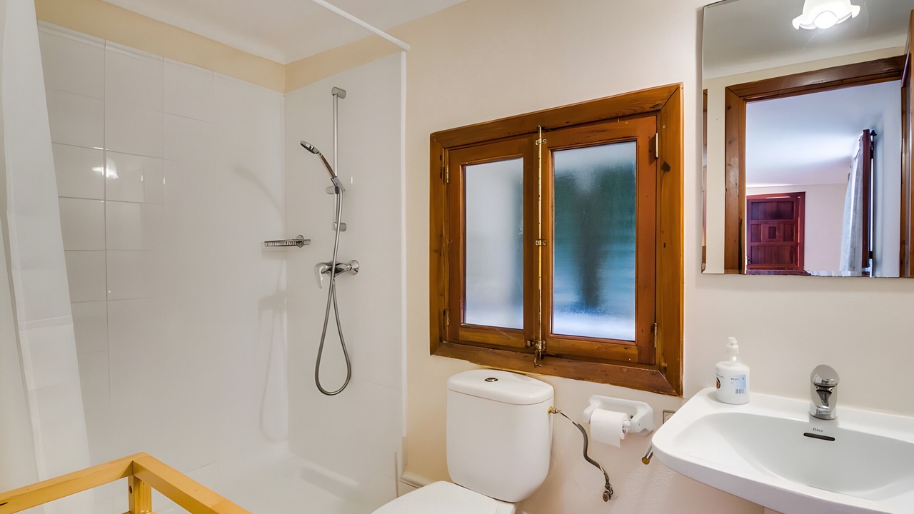 Photo of Bathroom in Deia