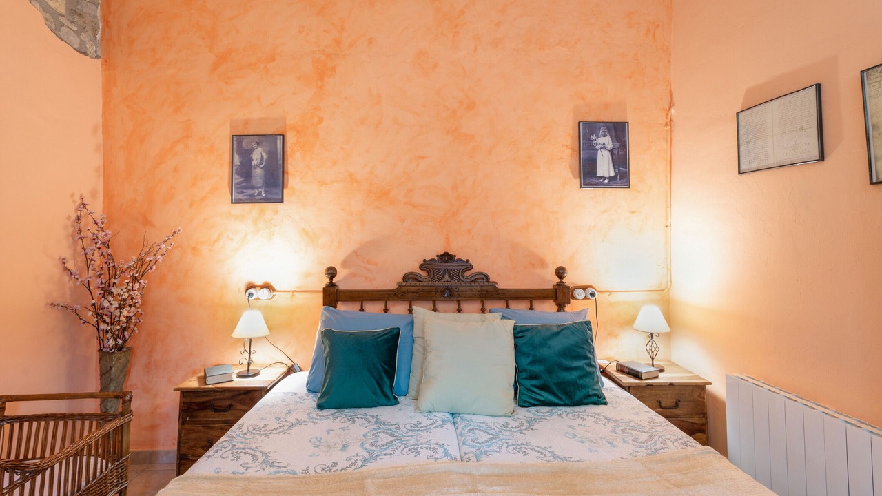 Photo of Bedroom in Pontons