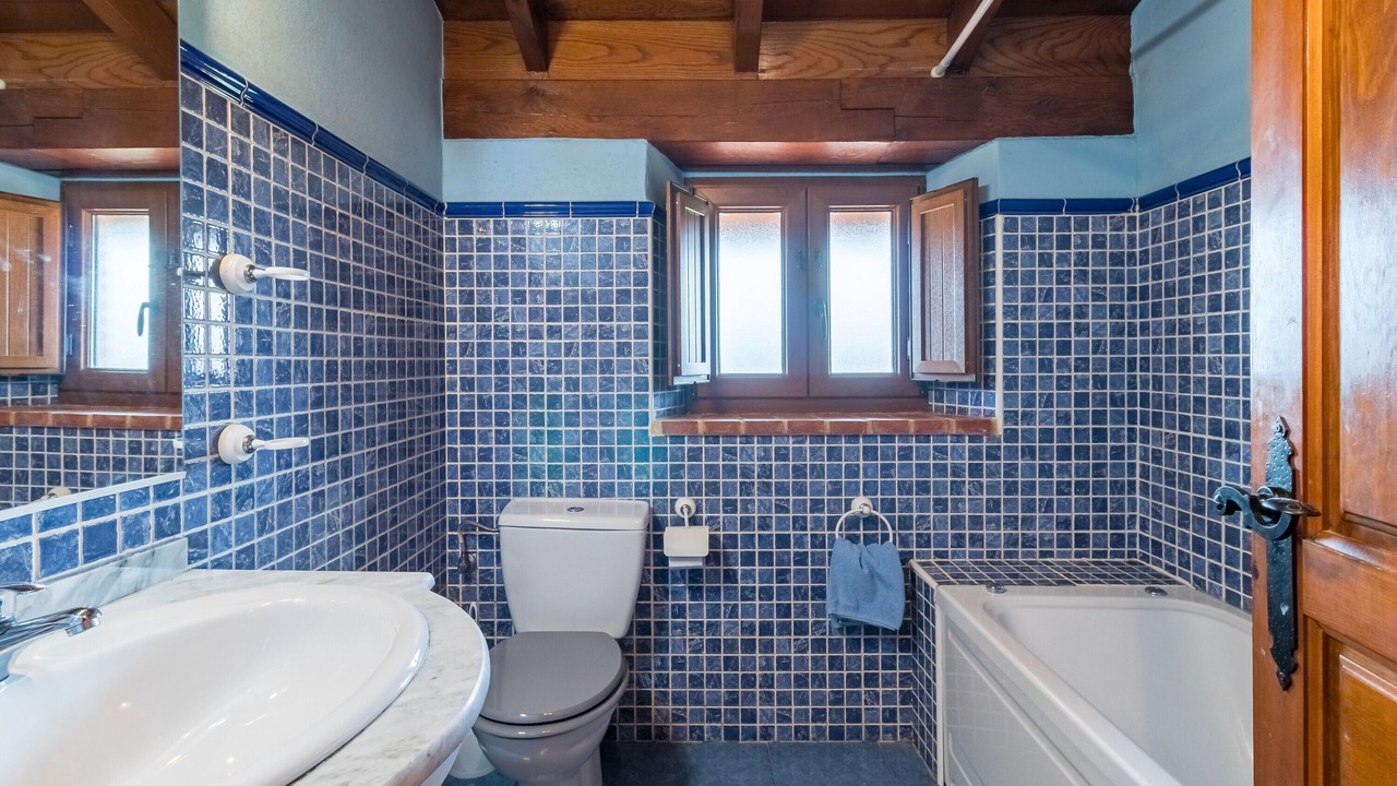 Photo of Bathroom in Barcena de Cicero