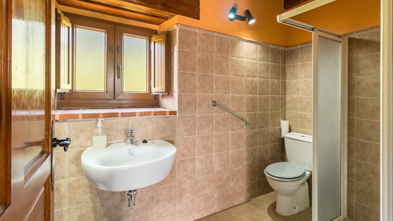 Photo of Bathroom in Barcena de Cicero