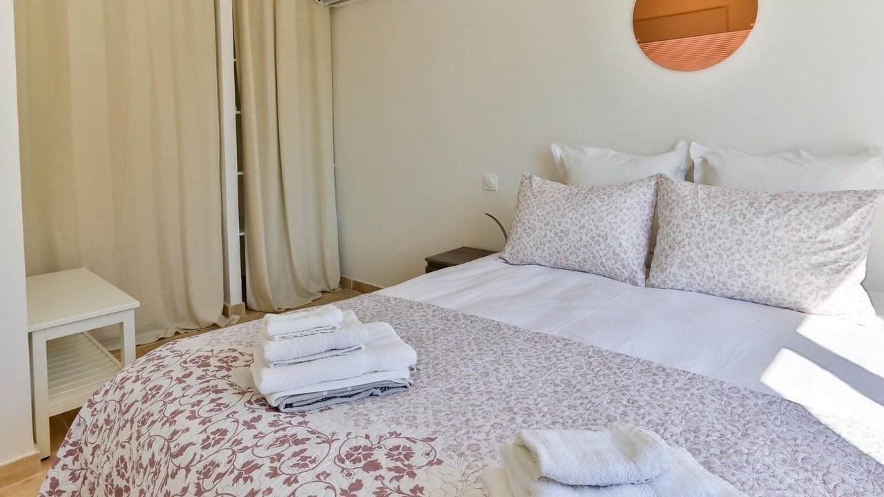 Photo of Bedroom in Saint-Etienne-du-Gres