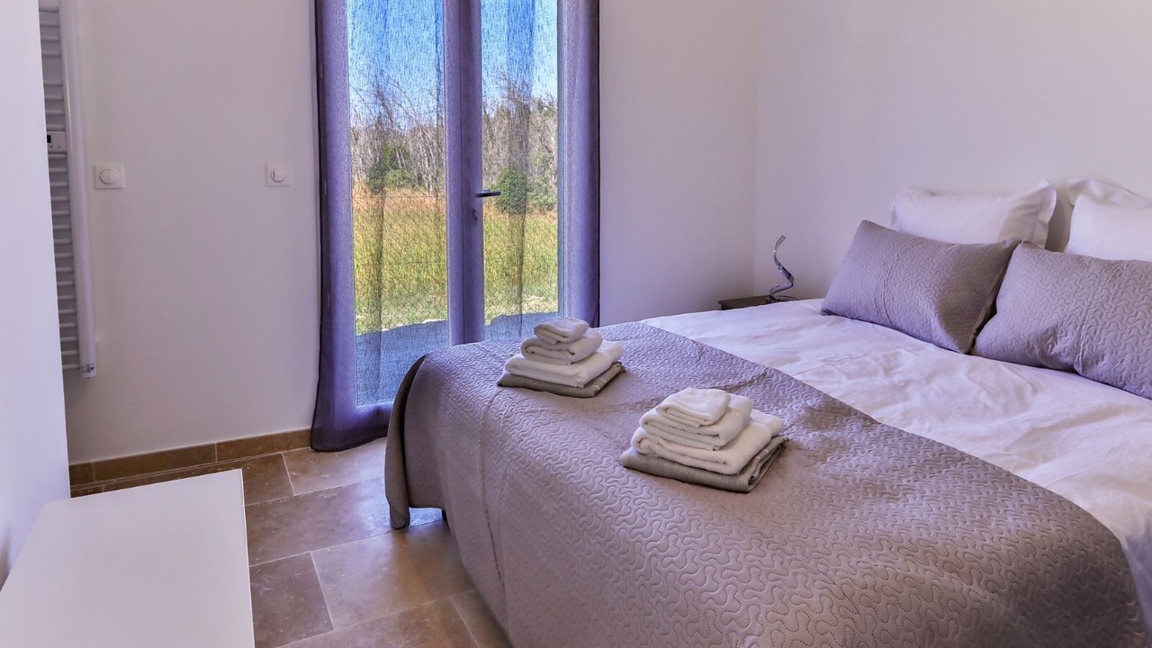 Photo of Bedroom in Saint-Etienne-du-Gres