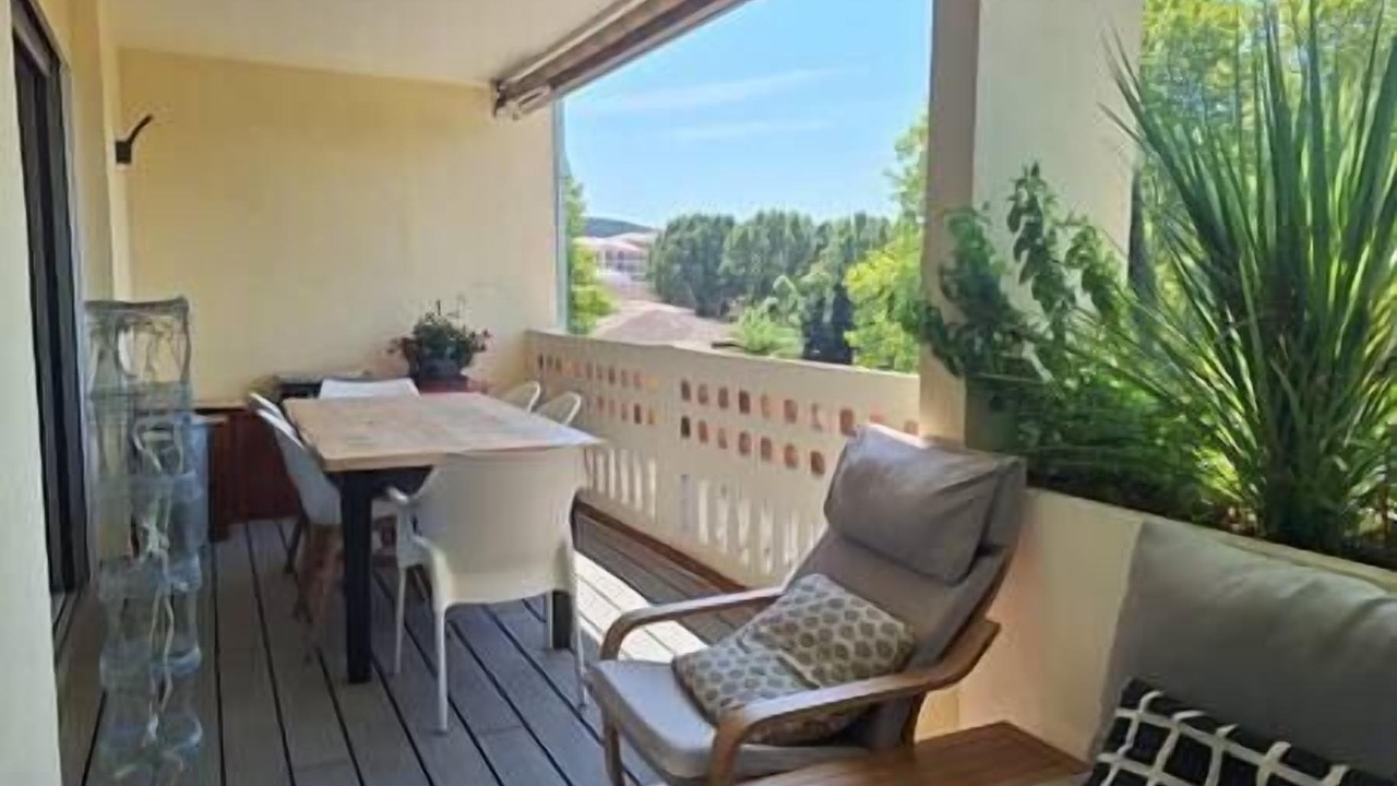 Photo of Outdoor in Est
