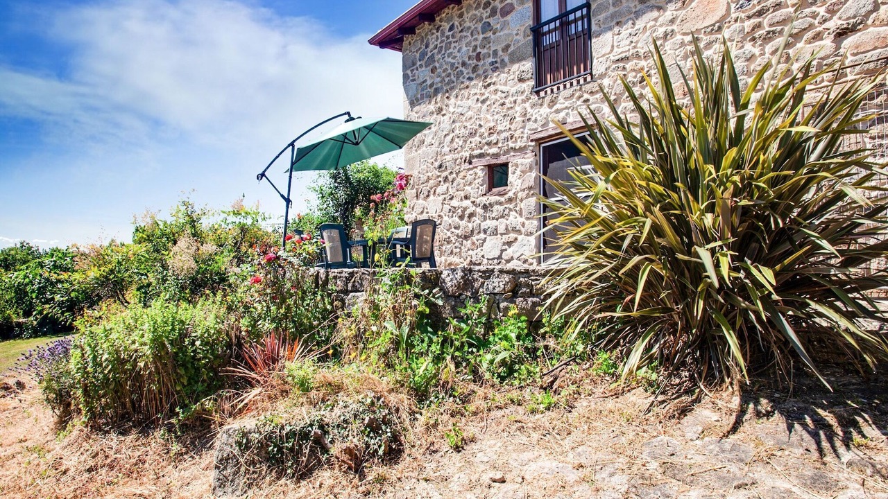 Photo of Outdoor in Panton