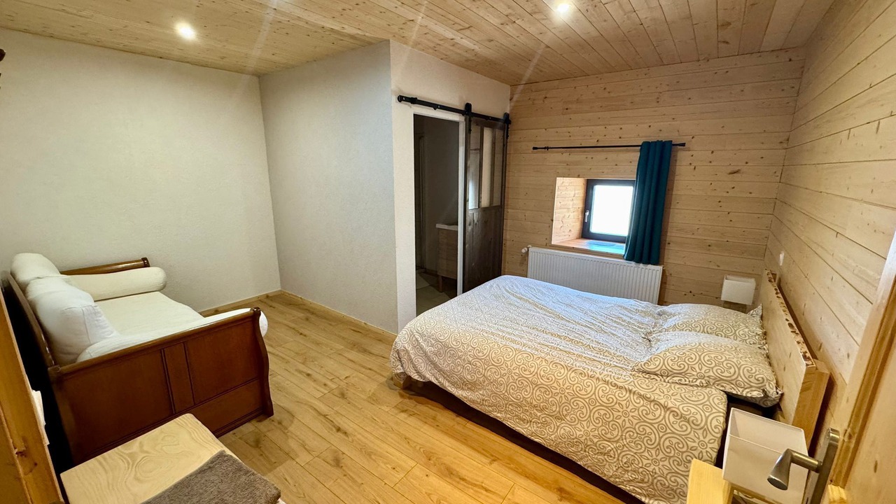 Photo of Bedroom in Laviron