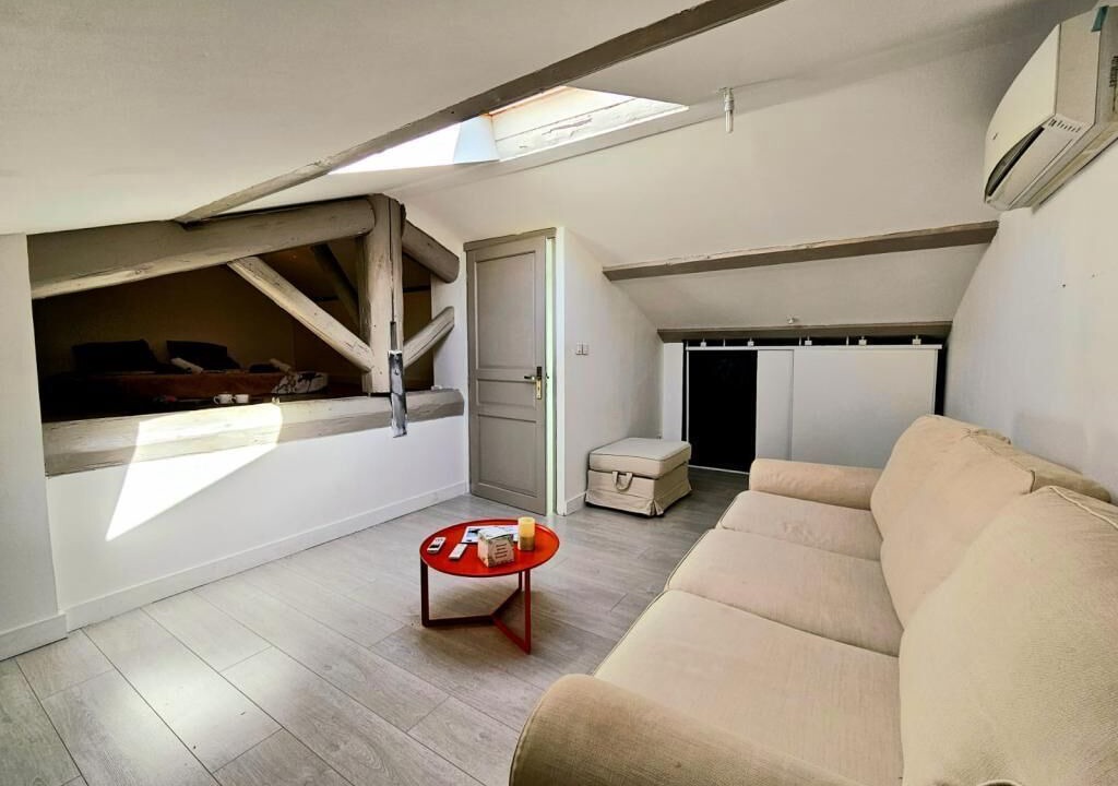 Photo of Livingroom in Cadereau