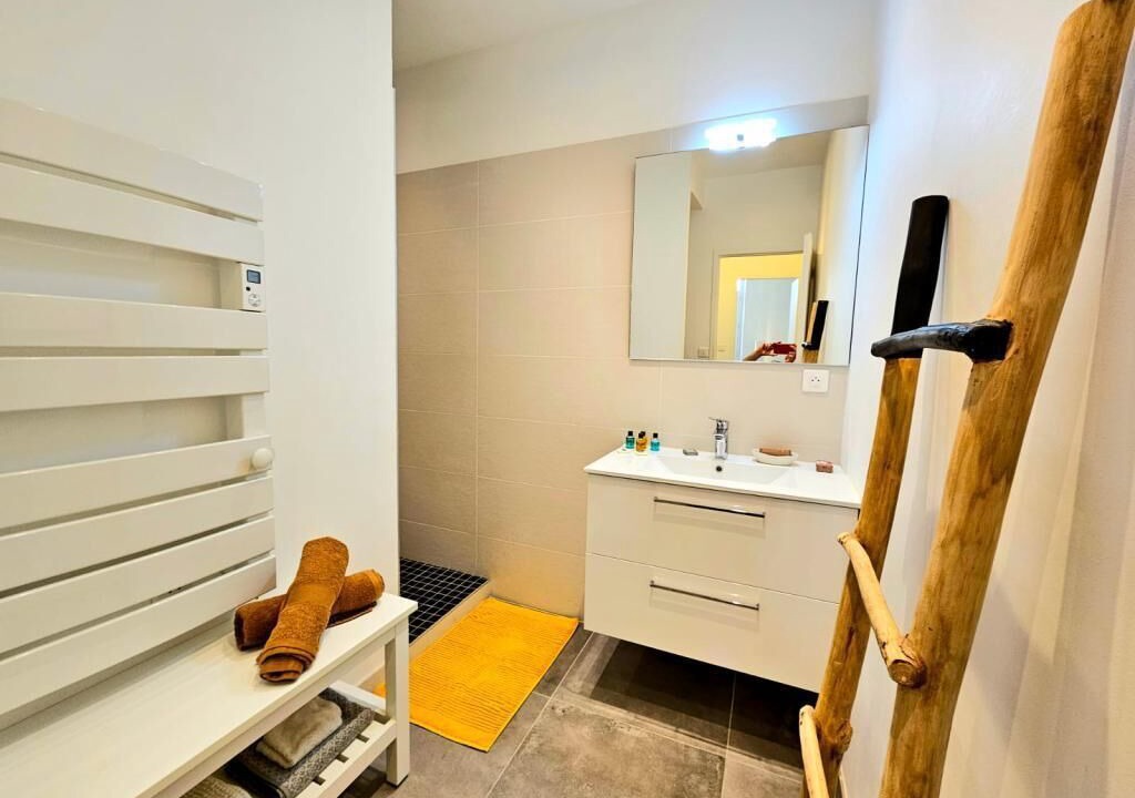 Photo of Bathroom in Cadereau