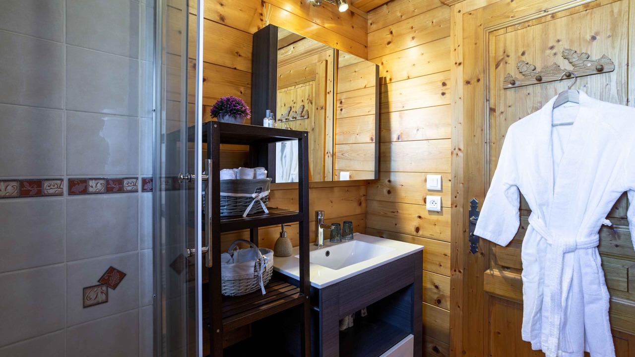 Photo of Bathroom in Les Carroz-d'Araches