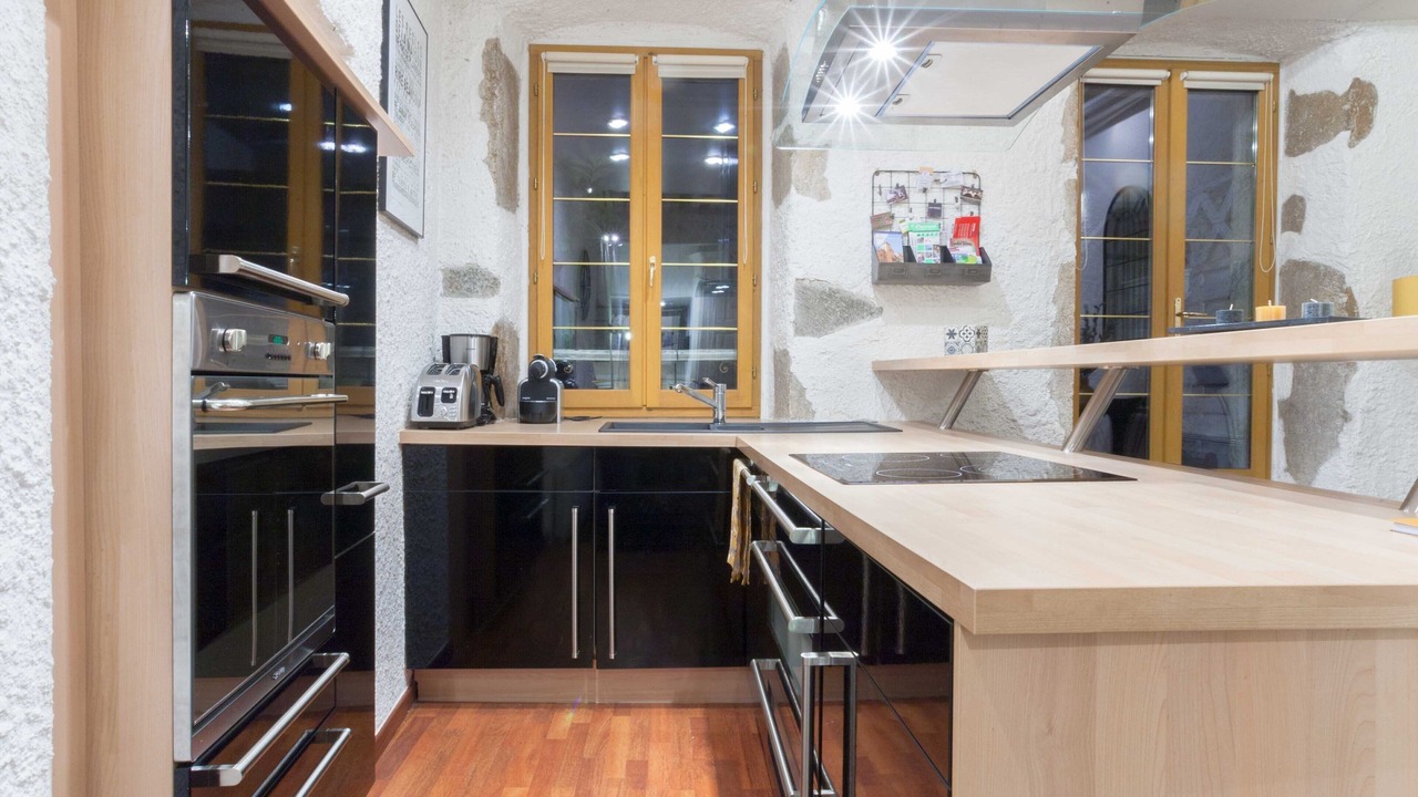 Photo of Kitchen in Annecy Old Town
