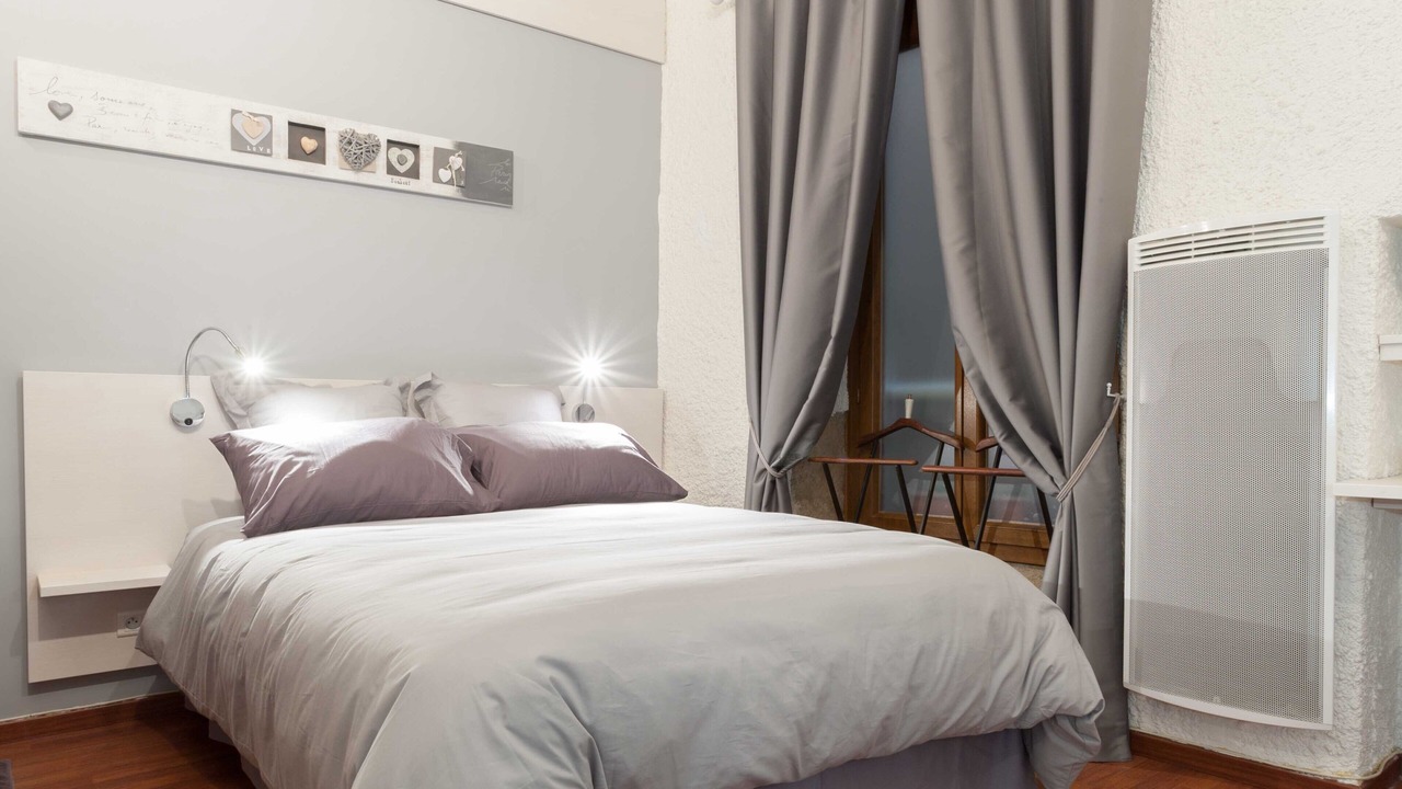 Photo of Bedroom in Annecy Old Town