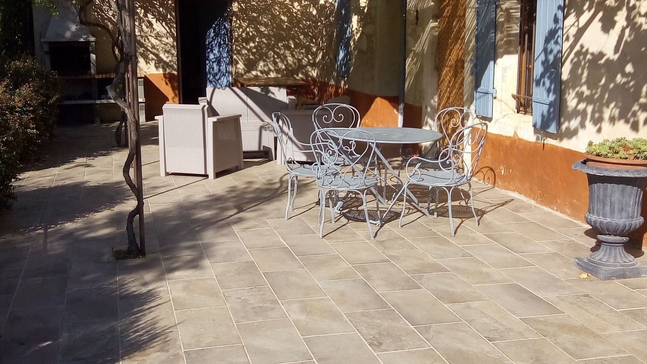 Photo of Outdoor in Molleges
