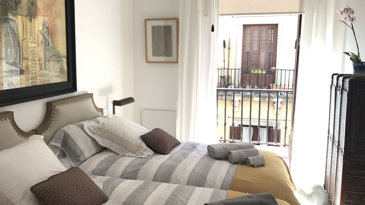 Photo of Bedroom in Sol