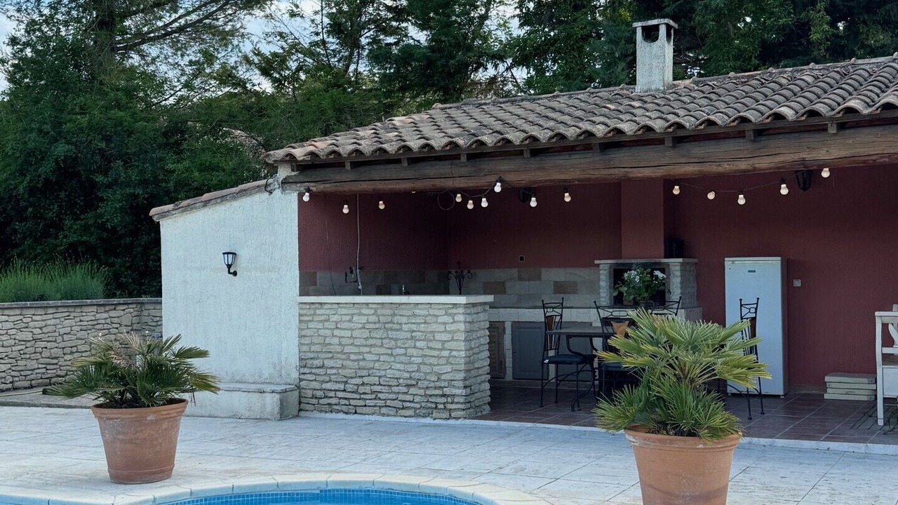 Photo of Outdoor in Maubec