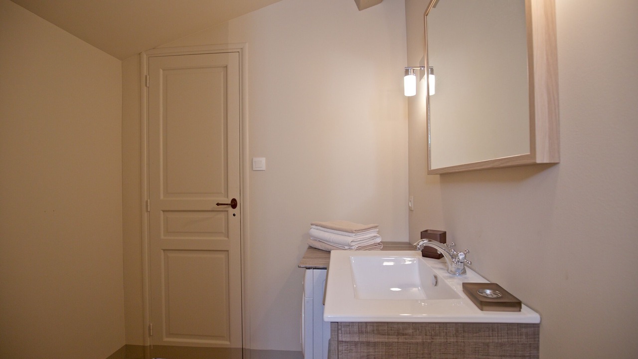 Photo of Bedroom in Goult