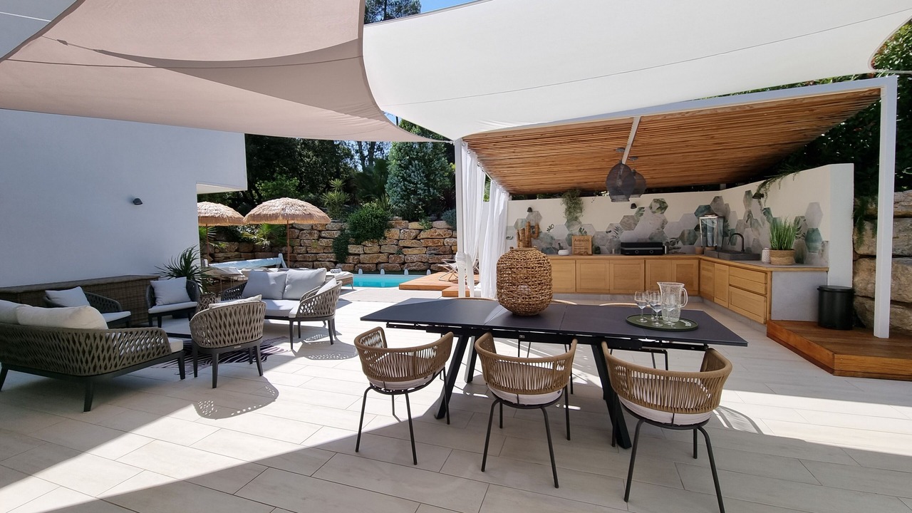 Photo of Outdoor in Saint-Maximin-la-Sainte-Baume