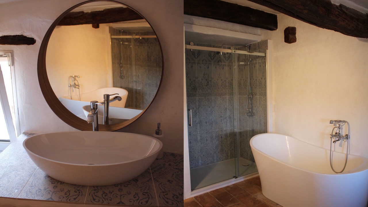Photo of Bathroom in Roussillon