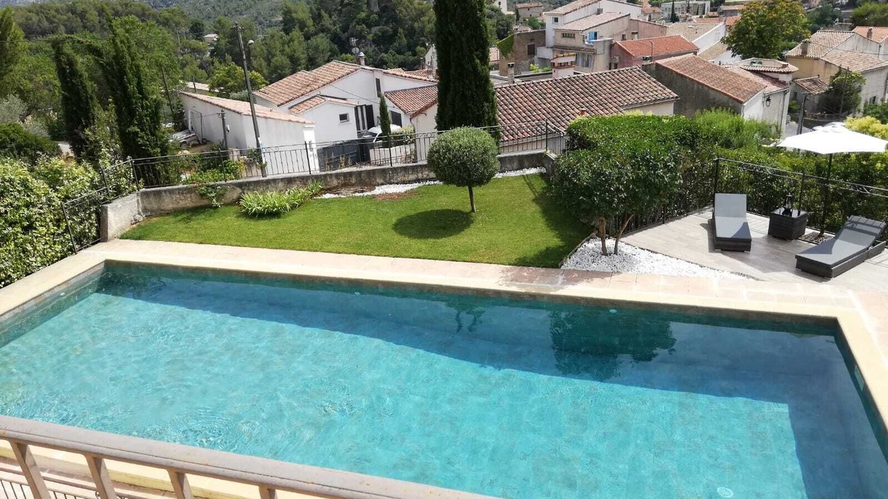 Photo of Outdoor in Peypin