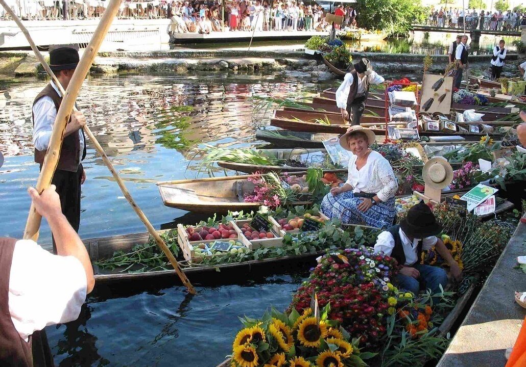 Photo of Outdoor in L'Isle-sur-la-Sorgue