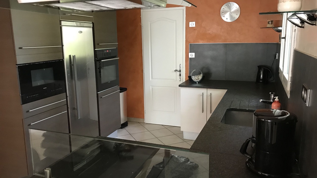 Photo of Kitchen in Russan