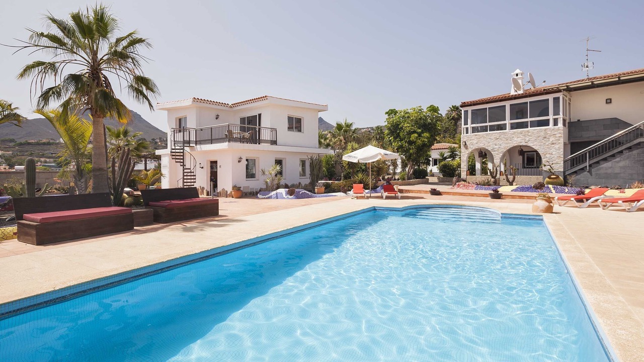 Photo of Outdoor in Arona